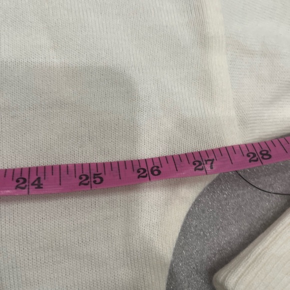 [XL]Vintage Yves Venet Men's White Sweater with Black Floral Design- NWOT - Picture 5 of 7